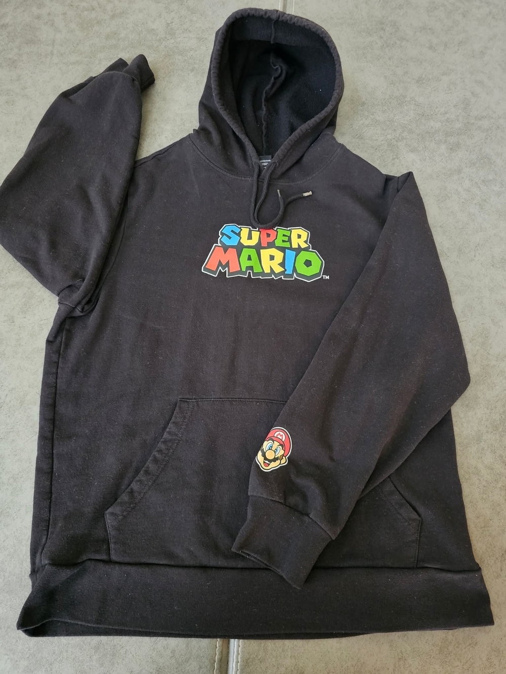Nintendo Super Mario Black Hoodie with Multicolor Logo Mens Medium